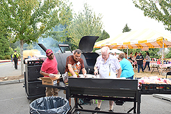 LAURELHURST SALMON BAKE 2017